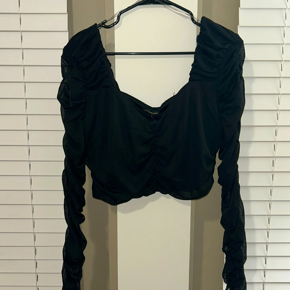 Black crop top